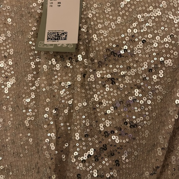 Sequin top - Picture 5 of 5